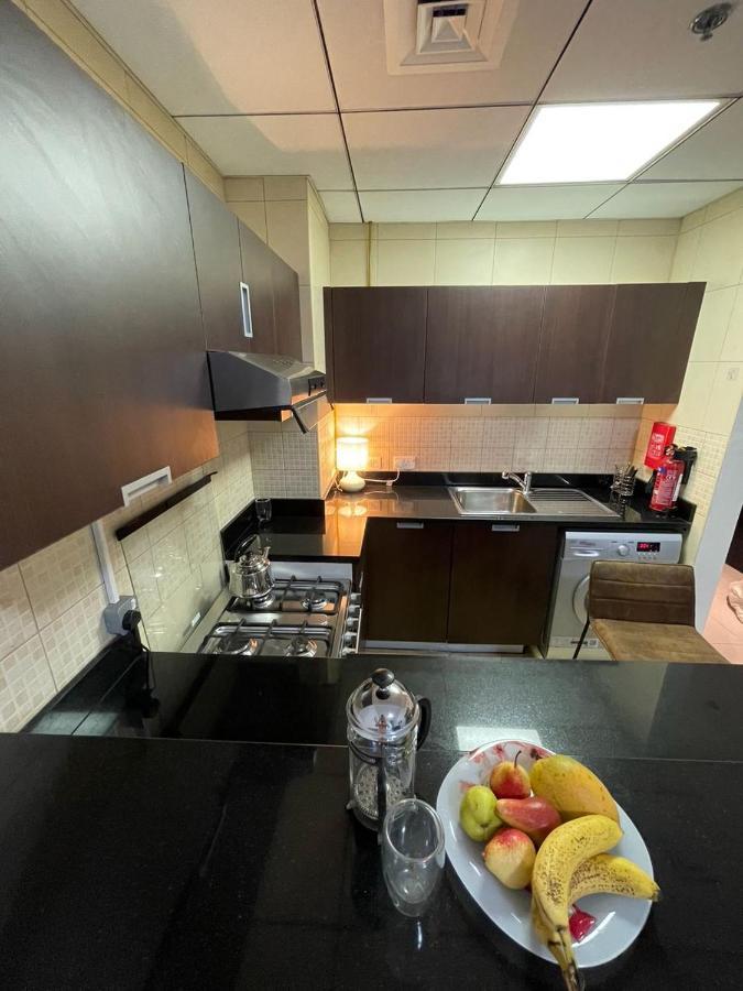 Great View, Dubai Sportcity, Parking Included, Nice Apartments Экстерьер фото