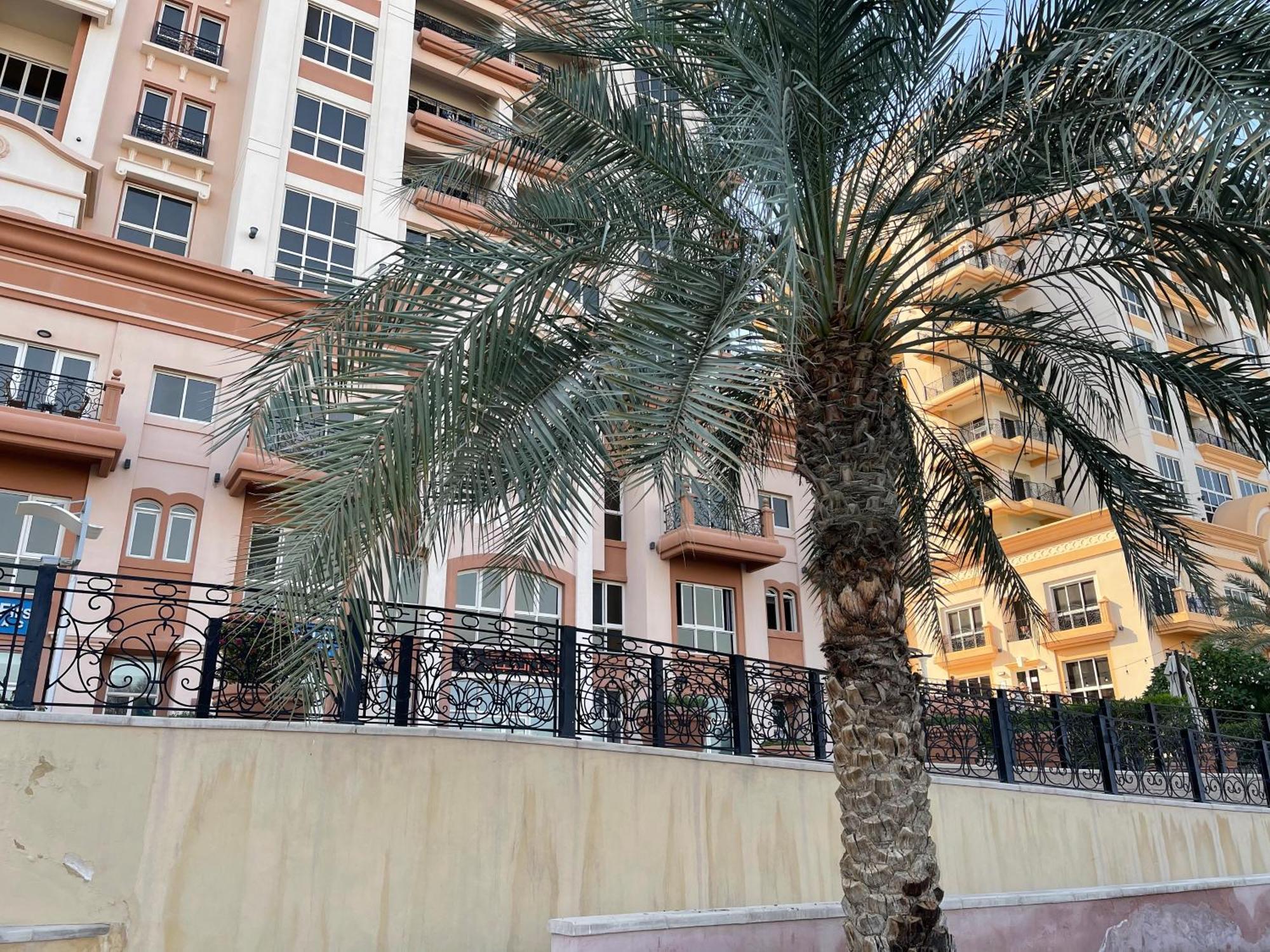 Great View, Dubai Sportcity, Parking Included, Nice Apartments Экстерьер фото