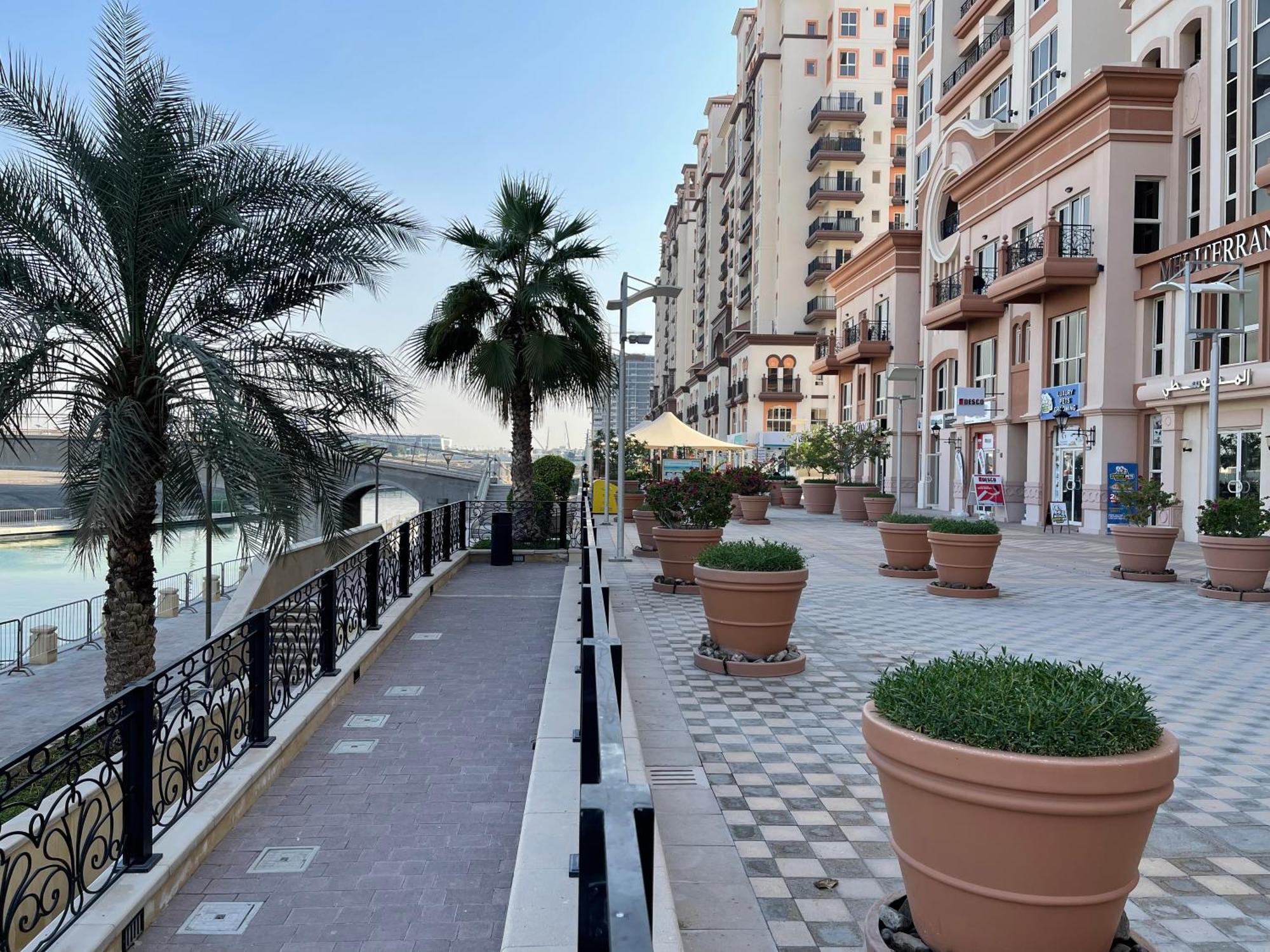 Great View, Dubai Sportcity, Parking Included, Nice Apartments Экстерьер фото